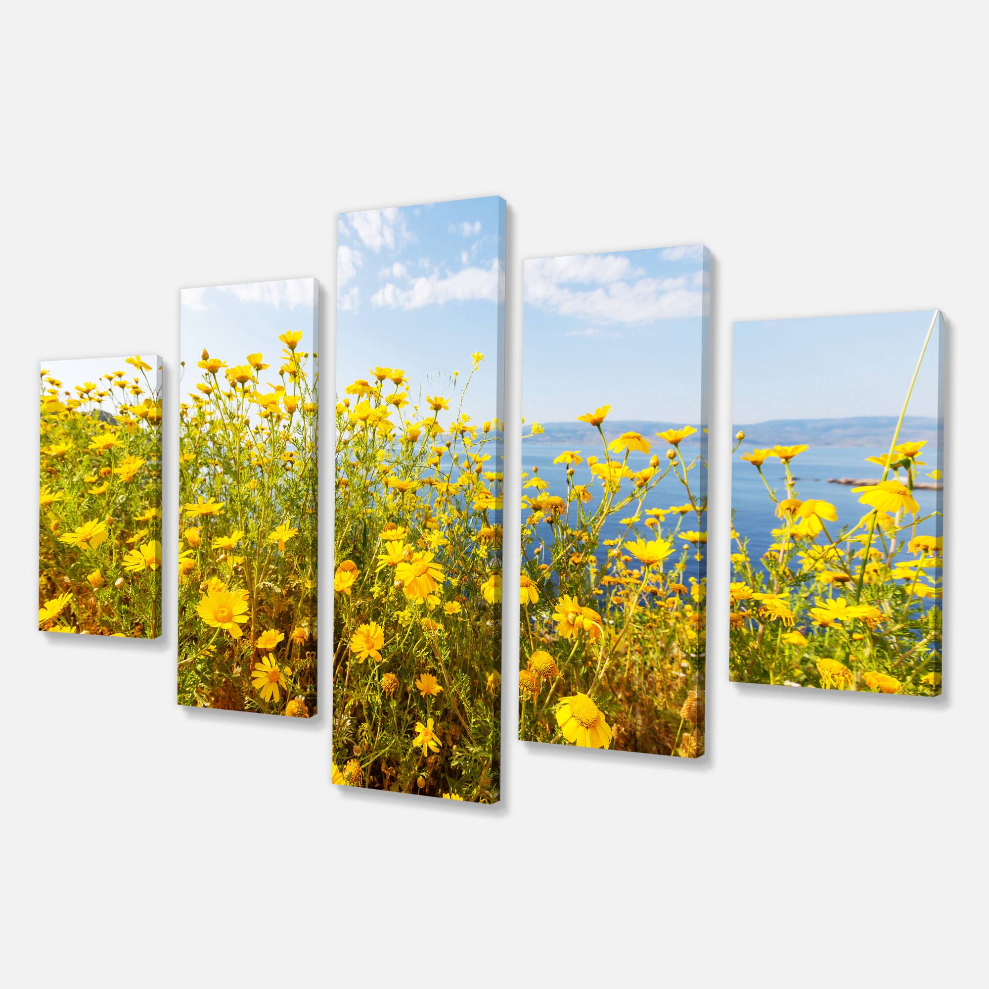 Designart - Little Yellow Flowers over Seashore